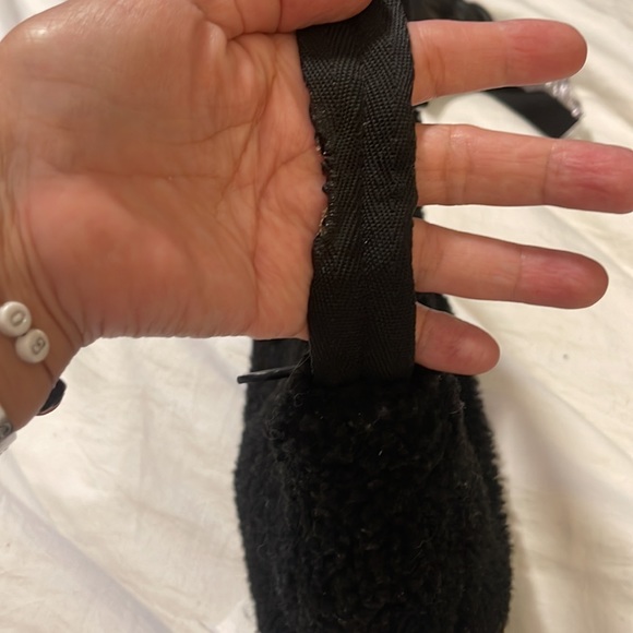 💐PRADA SHEARING MINI RE EDITION BAG ~Sold Out Everywhere - Picture 8 of 11